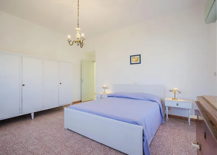 Rita By Interhome דירה מרינה די פיאטרסנטה