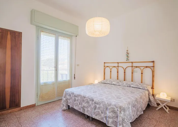 Апартаменти Rita By Interhome Марина-ді-П'єтразанта